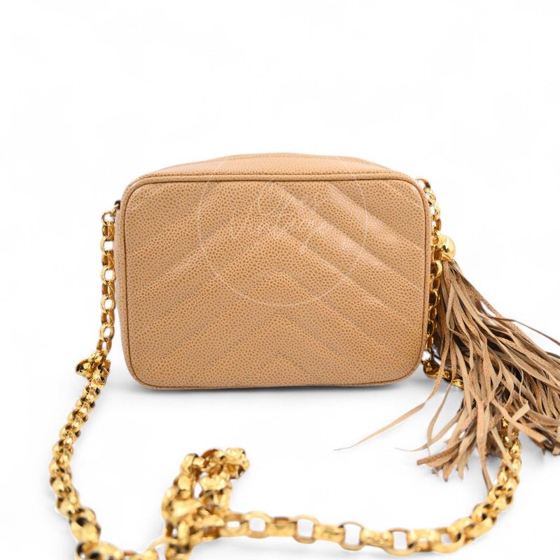中古 Chanel 香奈兒 米色 荔枝紋/魚子醬皮革 V紋流蘇 迷你相機包-3