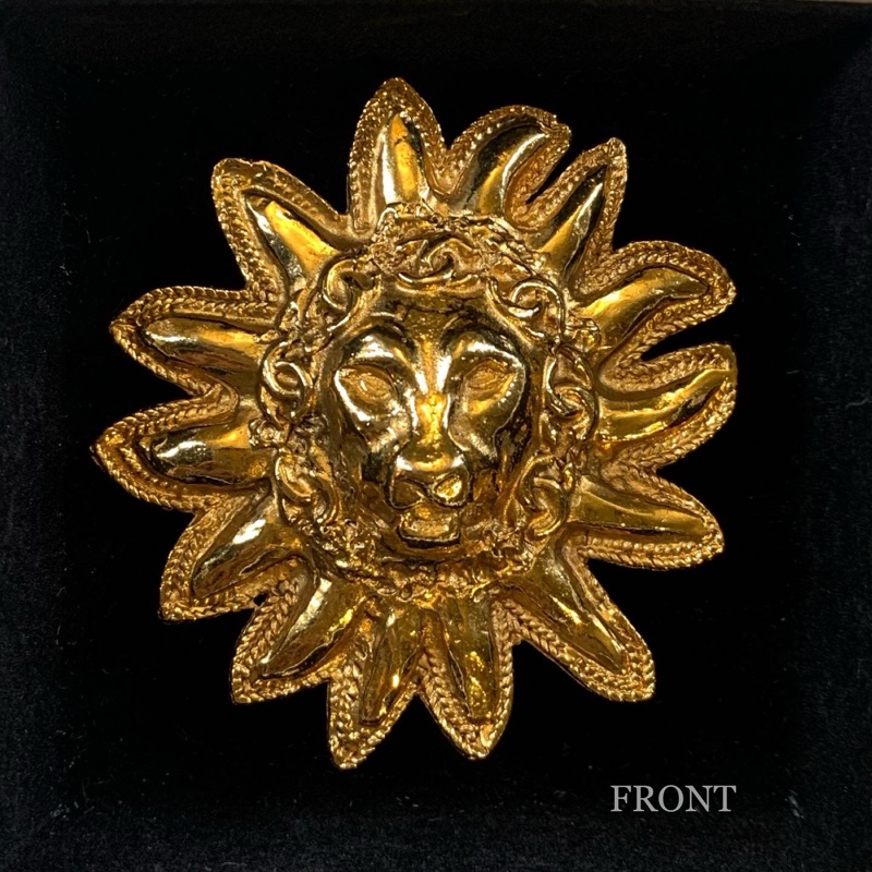 中古香奈兒獅子頭心口針 Chanel Vintage Lion Head Brooch With CC Logo-1