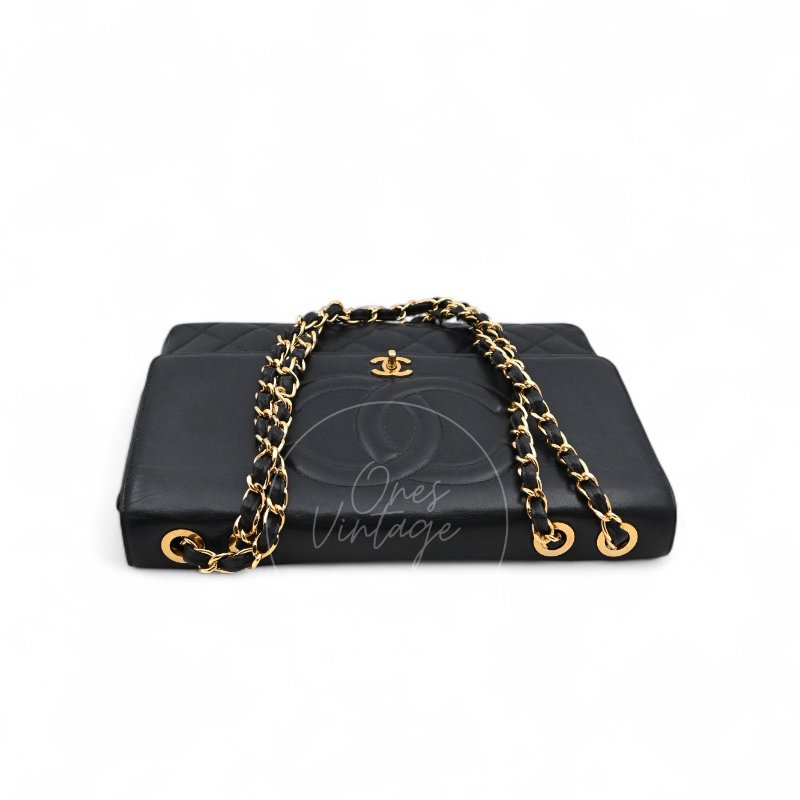 中古 Chanel 香奈兒 復古 Maxi 經典款 CC Logo 黑色小羊皮 直式翻蓋包-6
