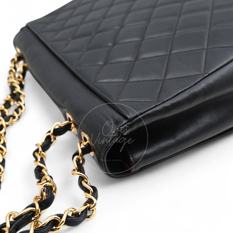 中古 Chanel 香奈兒 復古 Maxi 經典款 CC Logo 黑色小羊皮 直式翻蓋包-11