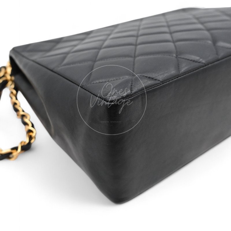中古 Chanel 香奈兒 復古 Maxi 經典款 CC Logo 黑色小羊皮 直式翻蓋包-12