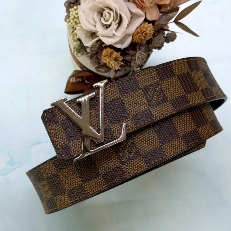 LV Initiales經典棋盤格雙面皮帶-1