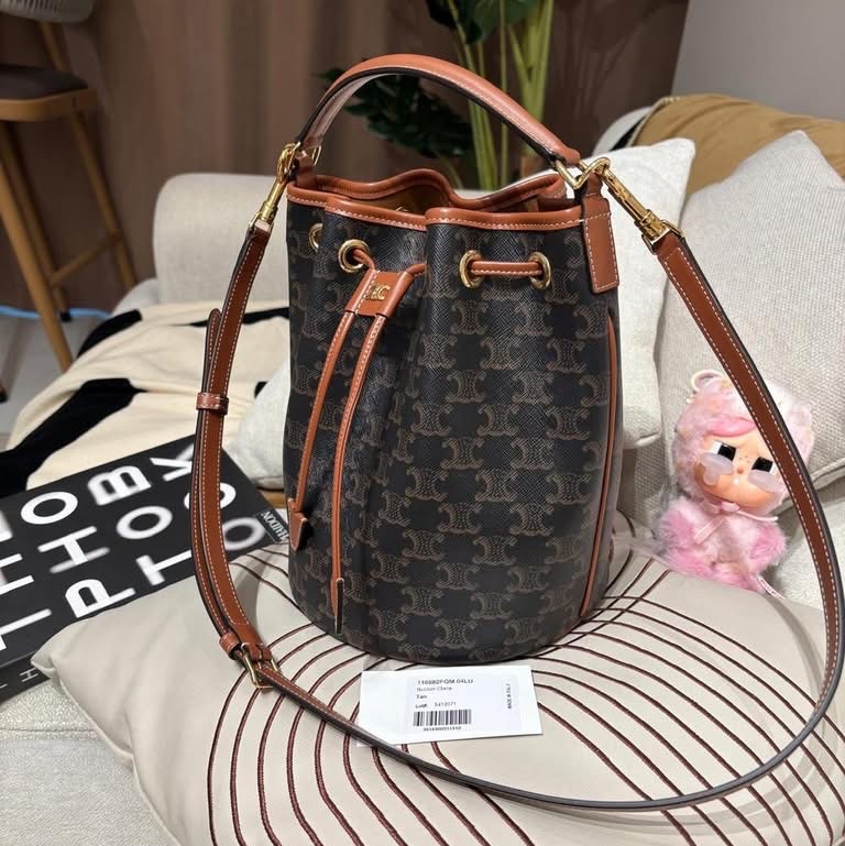 Celine CLARA BAG IN TRIOMPHE bucket-1