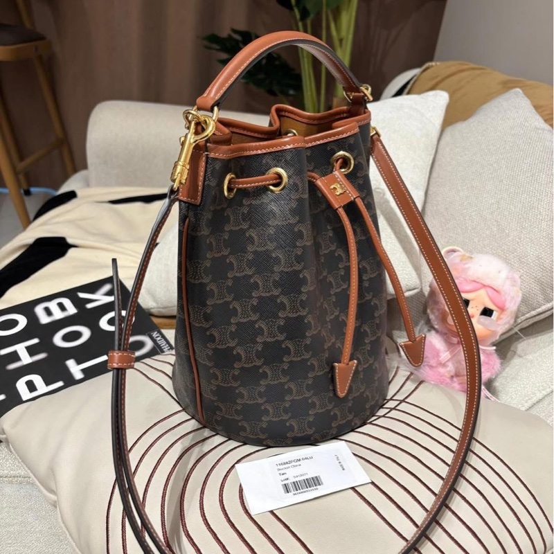 Celine CLARA BAG IN TRIOMPHE bucket-4