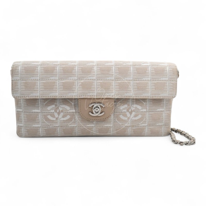 中古 Chanel 香奈兒 米色 尼龍 Travel Line旅行系列 Chocolate Bar 巧克力棒包-1