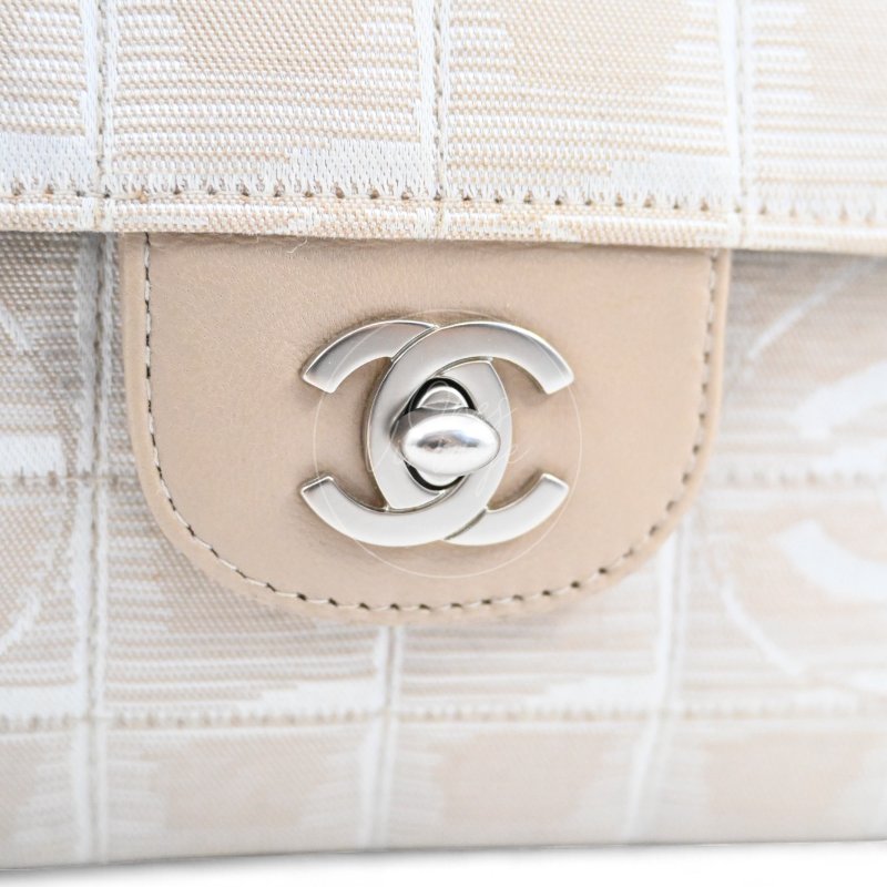 中古 Chanel 香奈兒 米色 尼龍 Travel Line旅行系列 Chocolate Bar 巧克力棒包-17