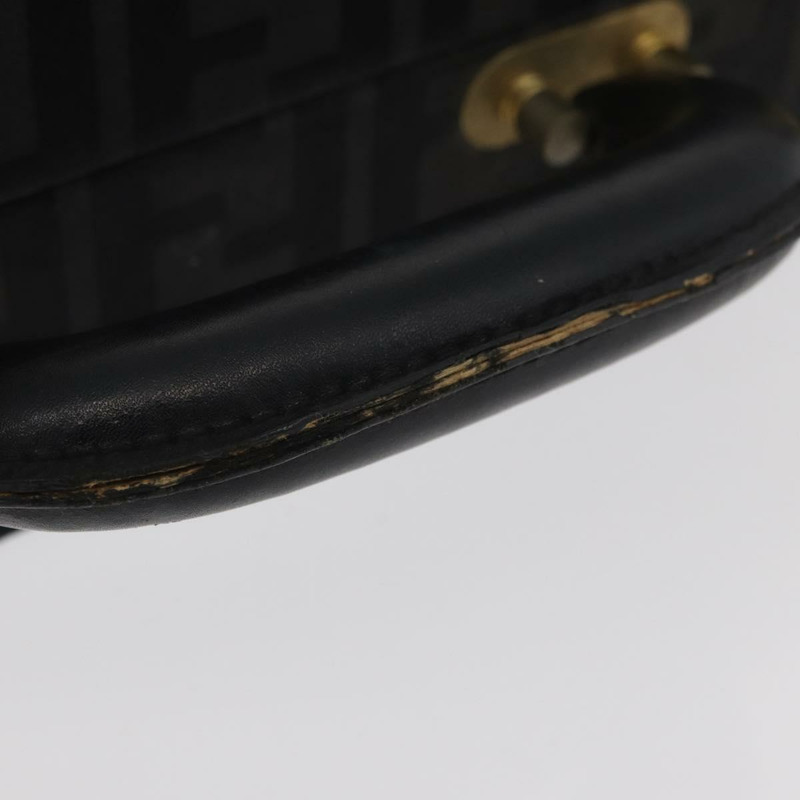 【日本直送】FENDI Zucca 帆布旅行箱黑色正品 179960A-6