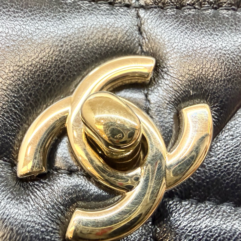 chanel黑金羊皮25S mini側背包AP4592-11