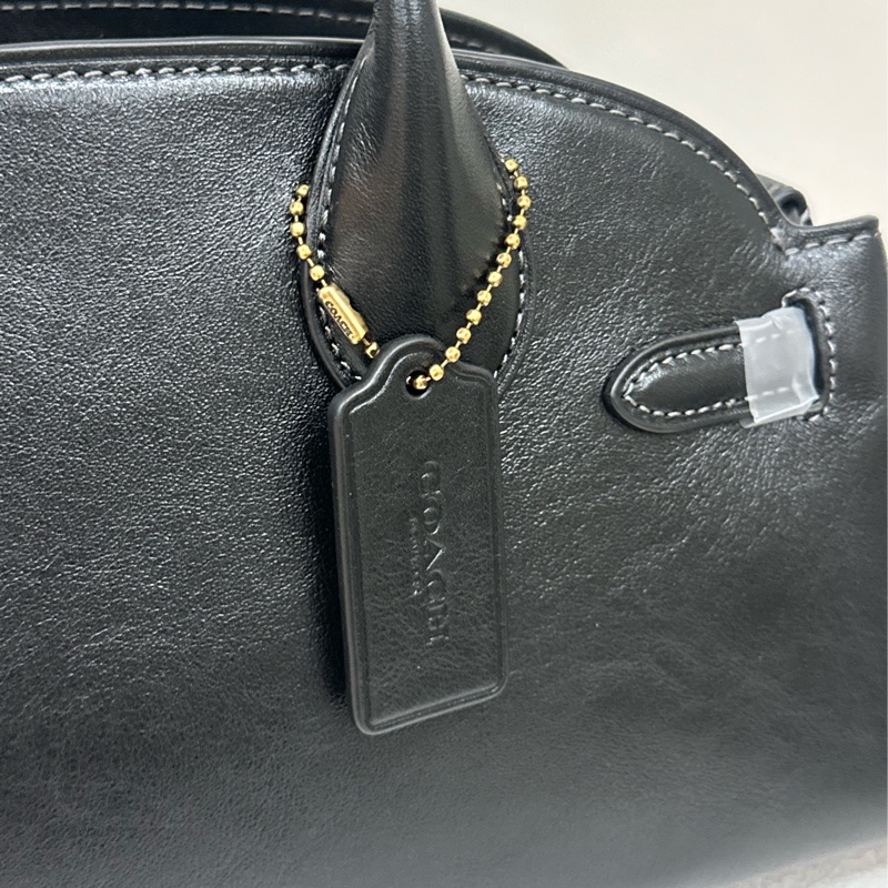 全新COACH Empire Carryall 34 金屬品牌徽標拉鍊開合 釉面皮革 單肩包 大號 黑色-2