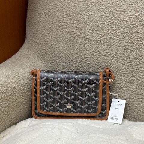 全新未使用 Goyard 戈雅 Plumet 小巧 黑色與棕褐色 斜背 手拿錢包