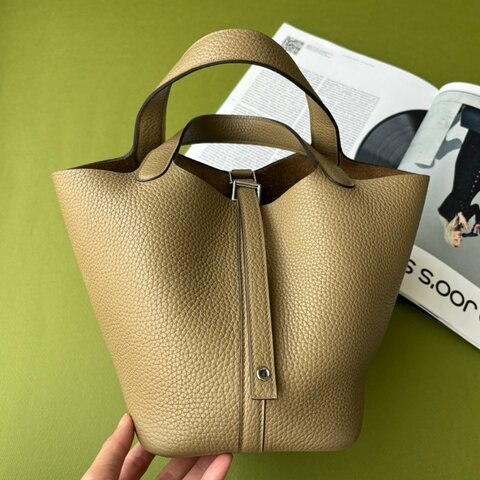 小天菜 ::Hermès:: Picotin 18 Beige Marfa 8Q瑪爾法米銀釦手提包