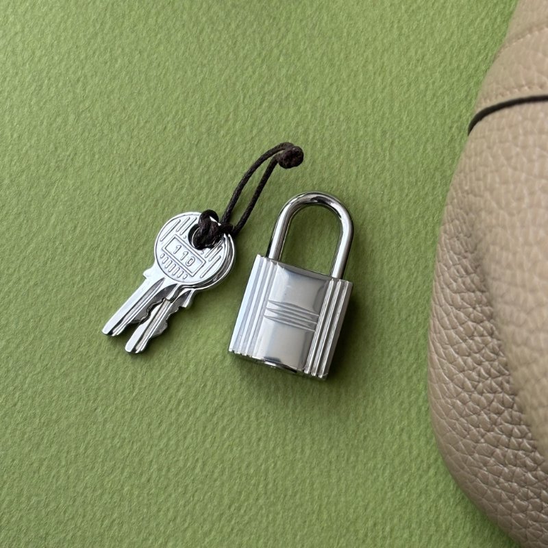 小天菜 ::Hermès:: Picotin 18 Beige Marfa 8Q瑪爾法米銀釦手提包-10