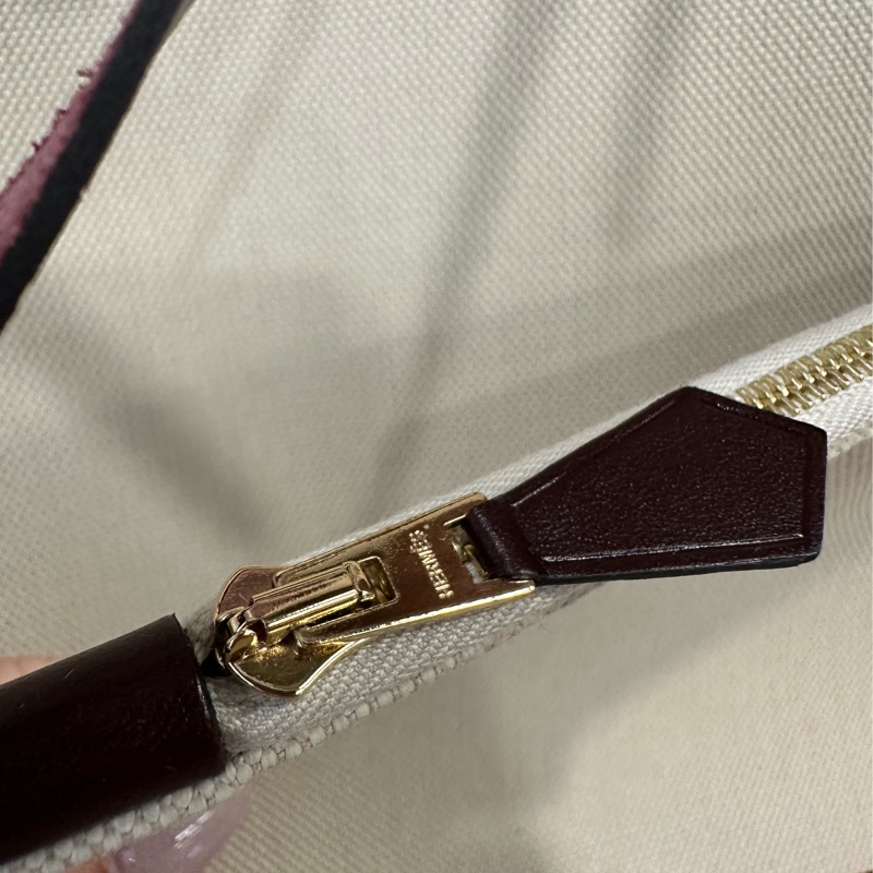 Hermes 馬鞍紅拚米帆布金釦Herbag31-11