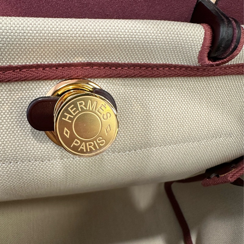 Hermes 馬鞍紅拚米帆布金釦Herbag31-13