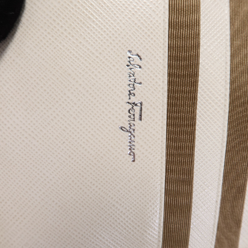 Salvatore Ferragamo 牛皮皮革Wallet錢包-6