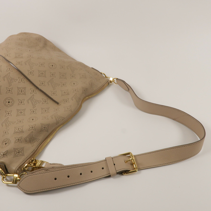 LOUIS VUITTON Mahina Selene MM-12