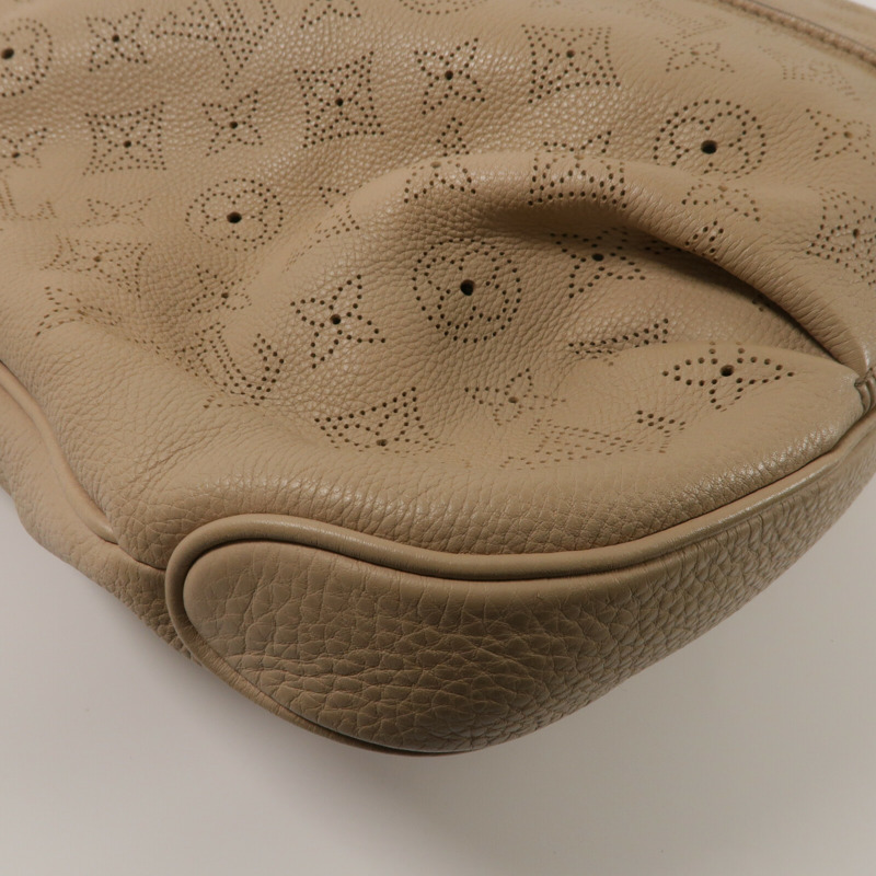 LOUIS VUITTON Mahina Selene MM-16