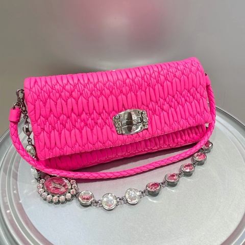 Miumiu宝石包