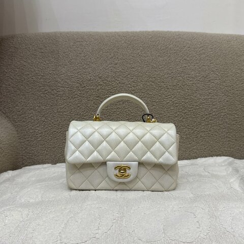 中古 Chanel 香奈兒 Classic Flap系列 珍珠色 荔枝紋/魚子醬紋路 方胖子 小包附提把 手把