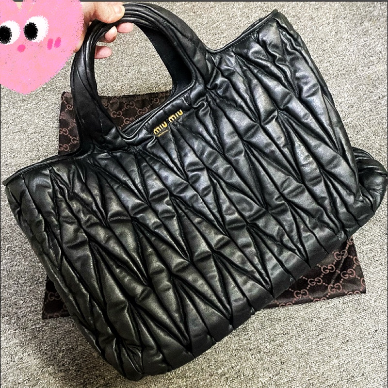 Miumiu黑色皺摺托特包 購物包 肩包 手提包-0