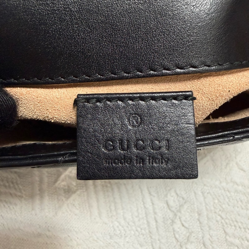 古馳Gucci Marmont黑色馬蒙迷你斜挎包-6