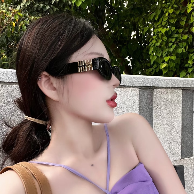 莉亞精品♡MIU MIU 11W 墨鏡 二手-3