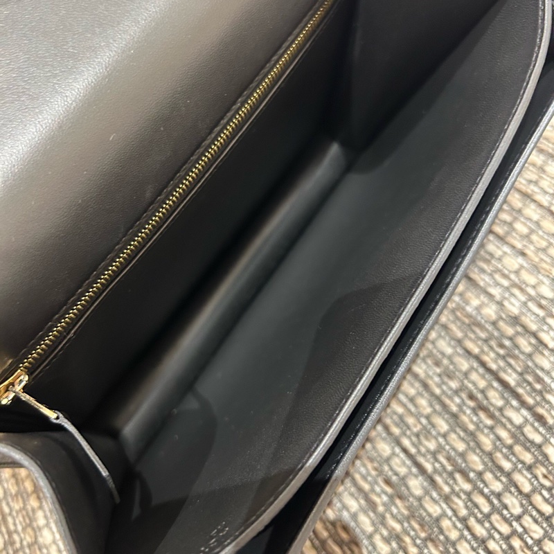 Hermes 愛馬仕 黑金 24康康 玫瑰金扣~ A刻 配件 塵袋-8
