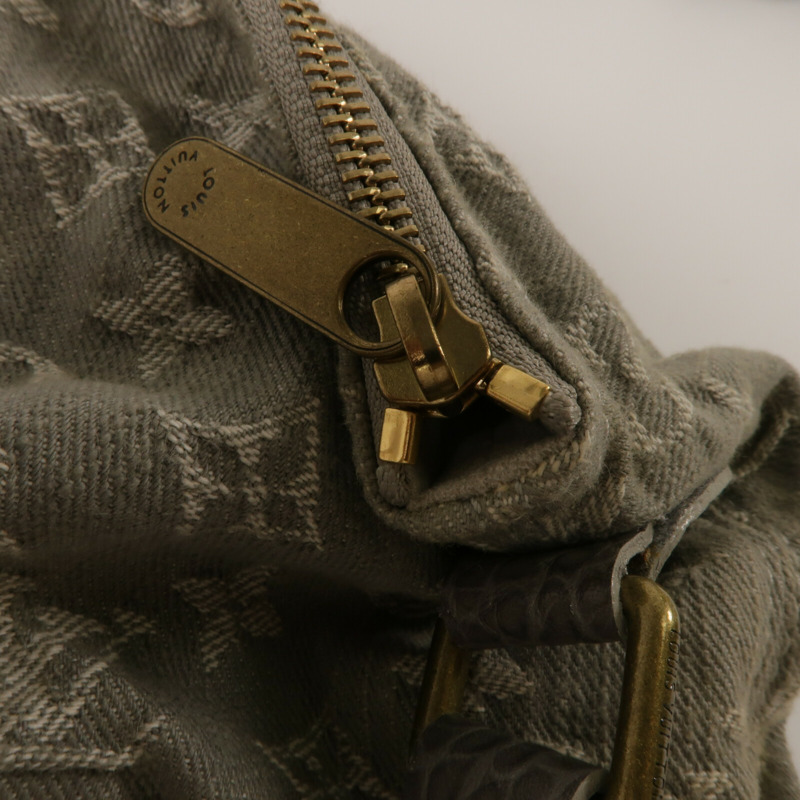 LOUIS VUITTON Mono-Denim Slightly肩背袋-13