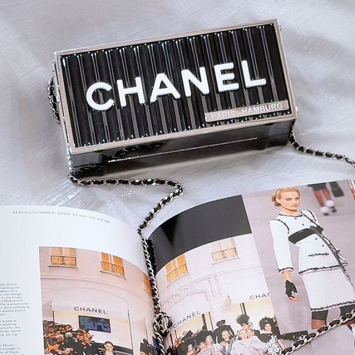 中古 香奈兒 CHANEL 黑色集裝箱-0
