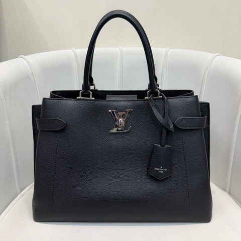 LV Lockme Day 2Way 黑色銀扣 XC419