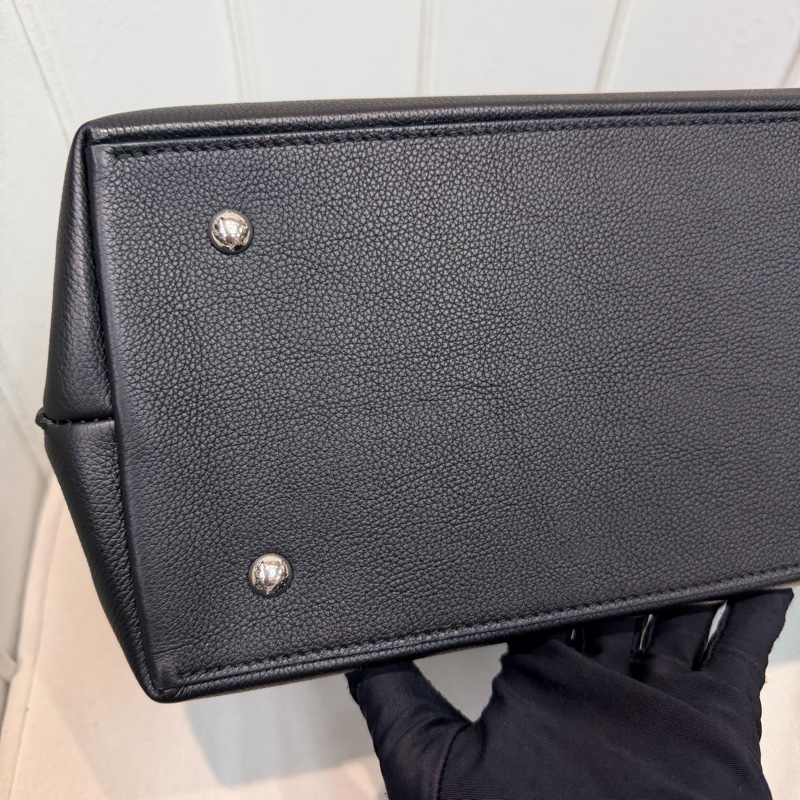 LV Lockme Day 2Way 黑色銀扣 XC419-9