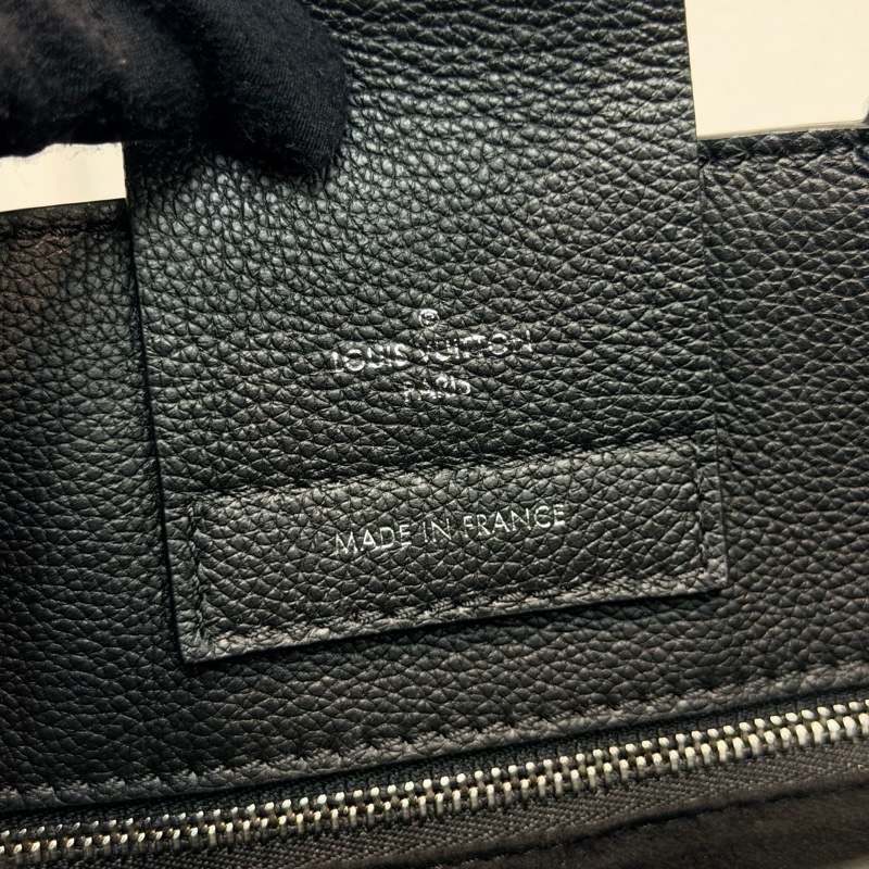 LV Lockme Day 2Way 黑色銀扣 XC419-24