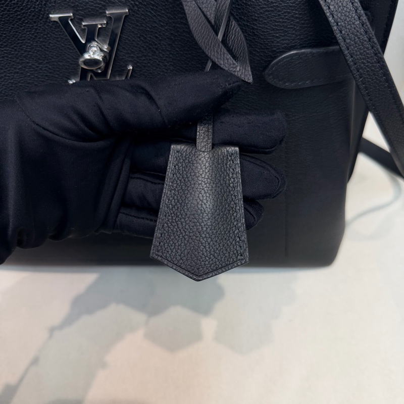 LV Lockme Day 2Way 黑色銀扣 XC419-34