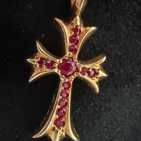 Chrome hearts 22k 紅寶石tiny