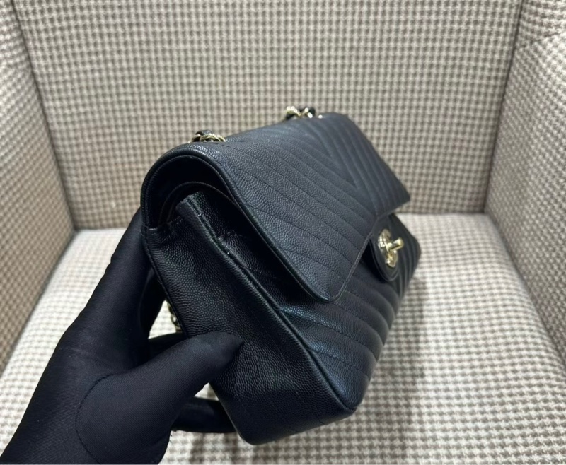 香奈兒CF25 V 黑金魚子牆-1