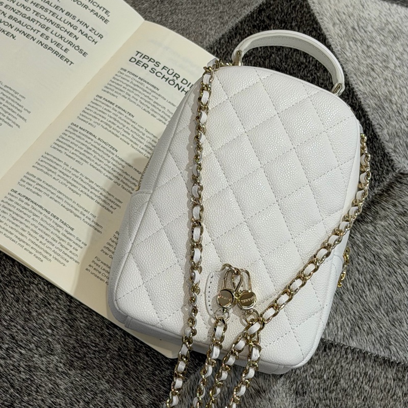 CHANEL白色淡金迷你雙肩包書包/晶片-4