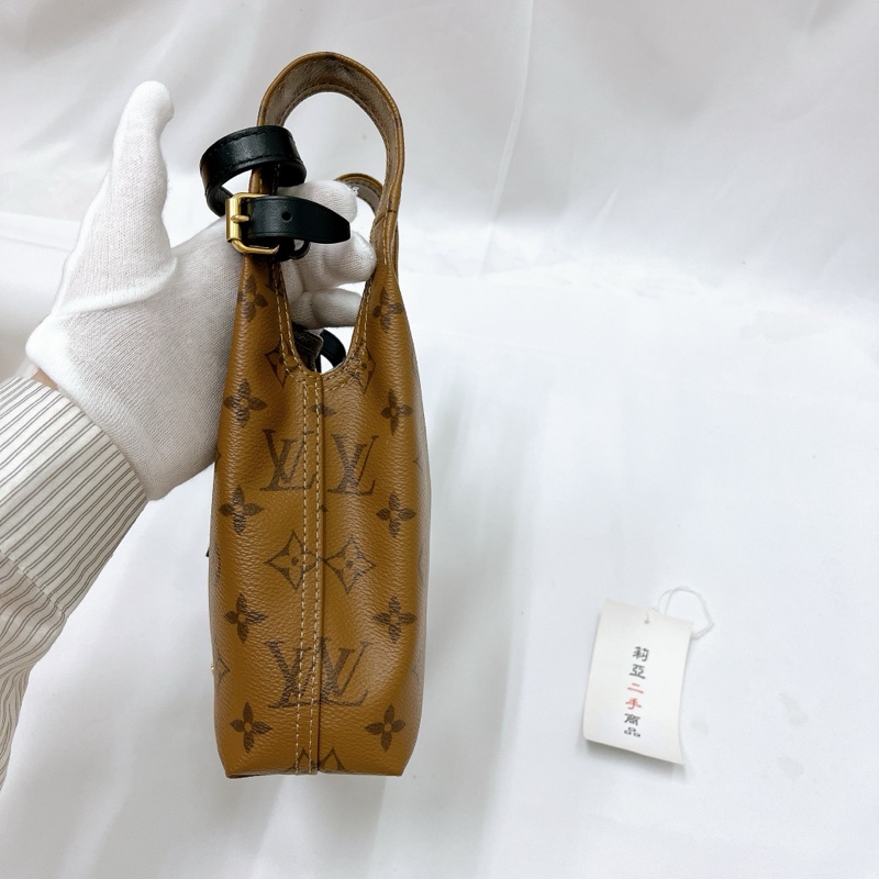 莉亞精品♡LV M46816 老花菜籃子 二手-5