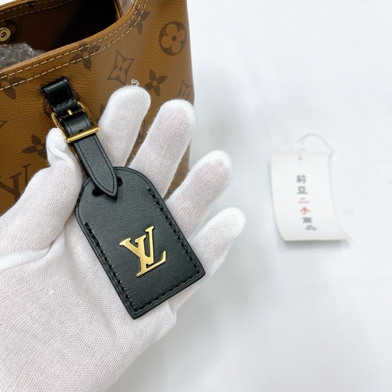 莉亞精品♡LV M46816 老花菜籃子 二手-13