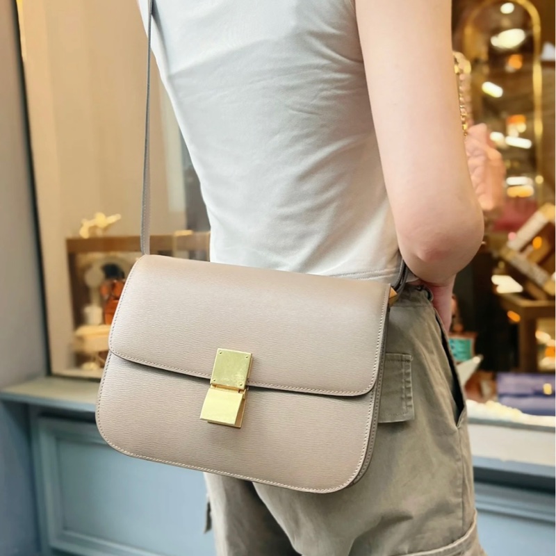 Celine classic Box经典豆腐邮差包 牙签纹牛皮金扣奶茶色中号24*19*6-8