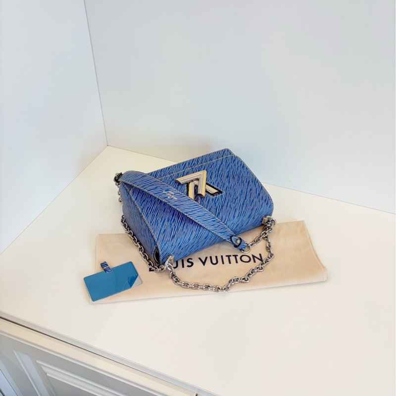 LV Twist 牛仔蓝水波纹bag 金银鸳鸯双色logo 23*16*10cm-4