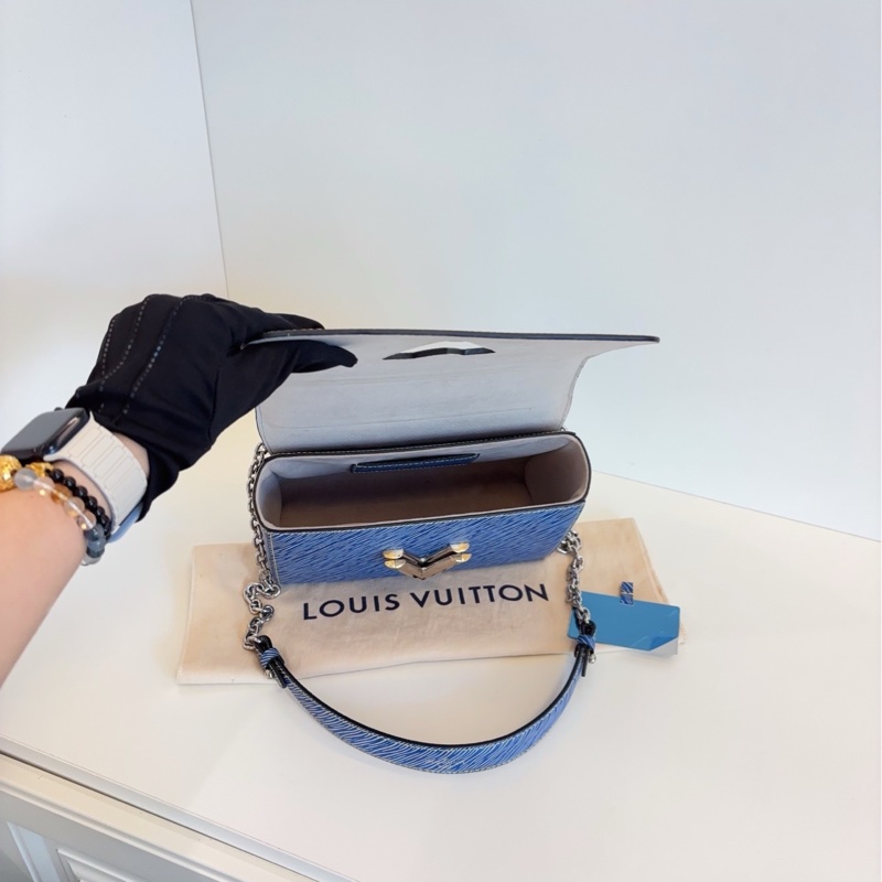LV Twist 牛仔蓝水波纹bag 金银鸳鸯双色logo 23*16*10cm-9