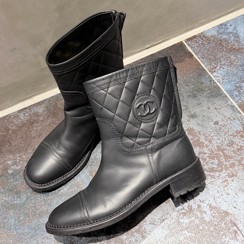 Chanel 爆款經典大Logo短靴 🐈⬛專櫃斷貨款-2