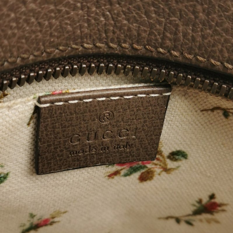 Gucci Neo Vintage牛皮GG老花虎頭Logo皮標斜背包單肩包-7