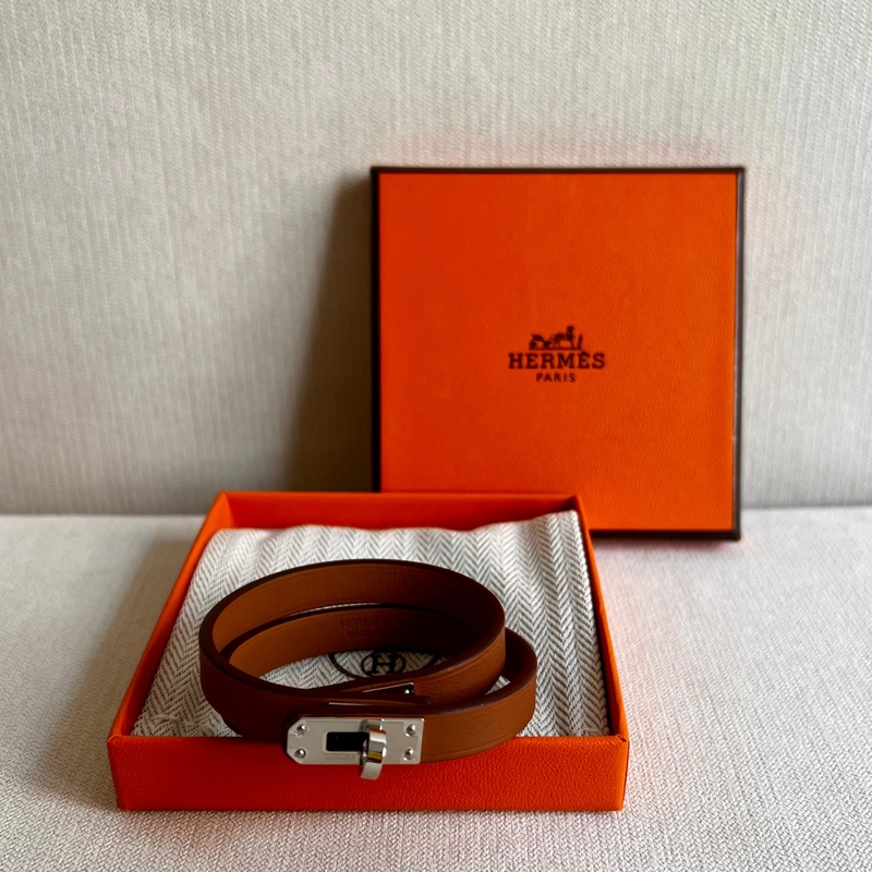 全新 現貨🍊Mini Kelly Double Tour bracelet 手鐲 皮手帶 金棕 GOLD-1