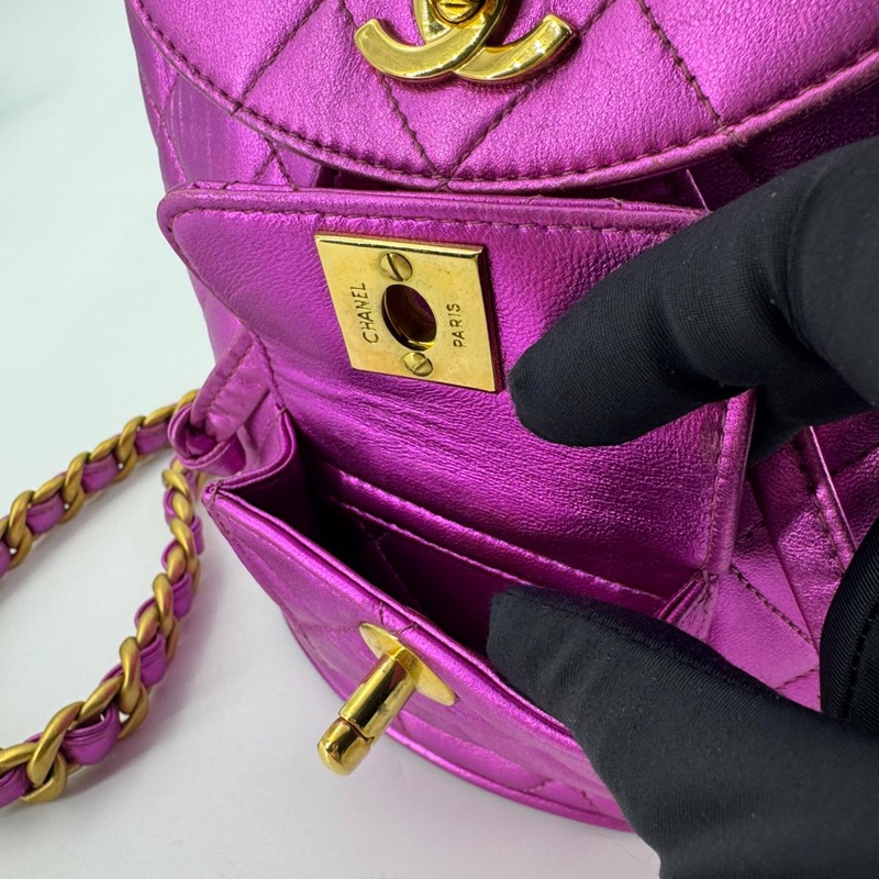 Chanel Vintage 94-96 Lambskin Leather Pink Quilted CC Hardware Mini Duma Backpack-8