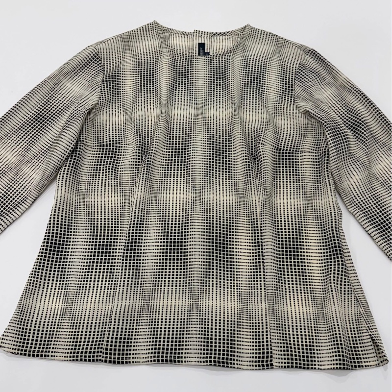 BURBERRY 倫敦 細緻幾何棋盤格紋黑白長袖雪紡上衣-6