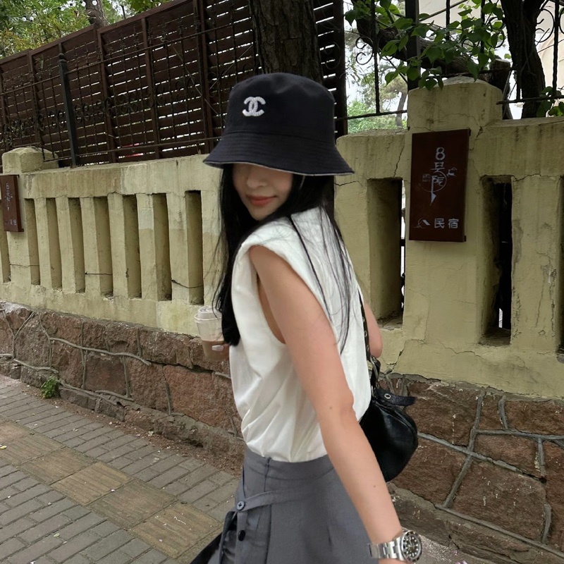 914intheair精品代購『全新』Chanel 香奈兒 珍珠logo漁夫帽 王一博同款-4