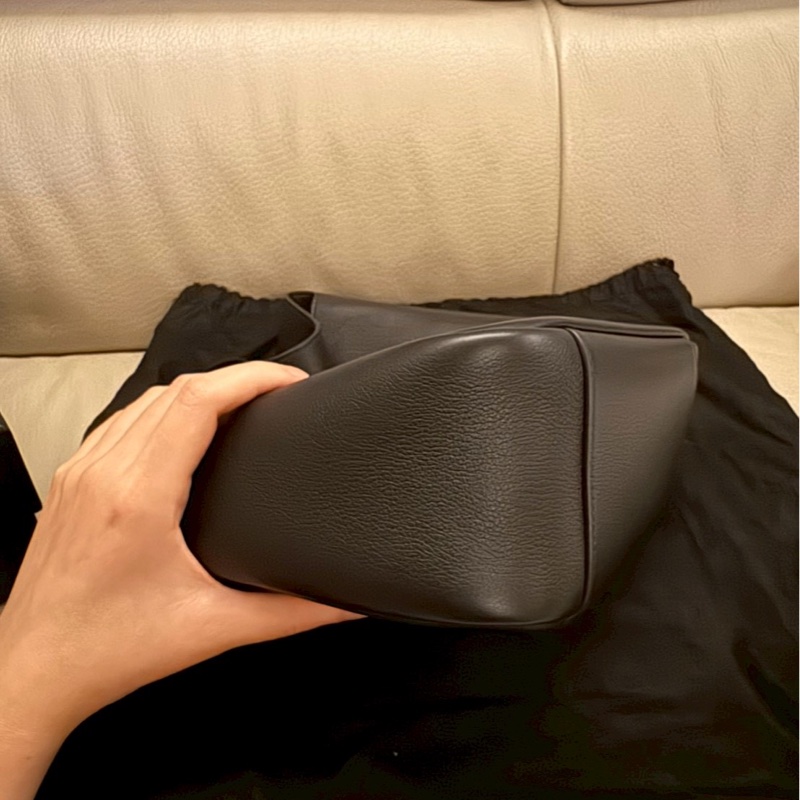 YSL hobo Small 小號 Le 5 à 7 小型柔軟粒面小牛皮肩背包 SAINT LAURENT-2