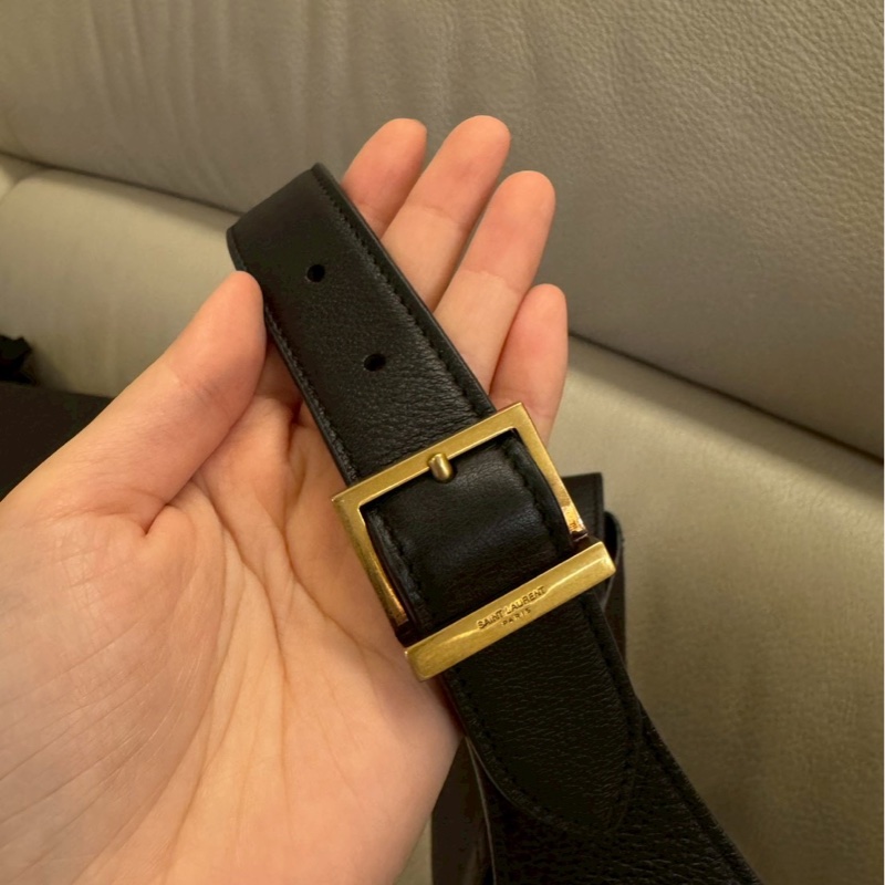 YSL hobo Small 小號 Le 5 à 7 小型柔軟粒面小牛皮肩背包 SAINT LAURENT-5