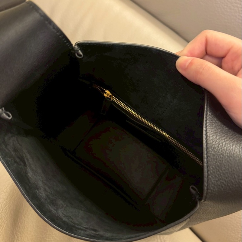 YSL hobo Small 小號 Le 5 à 7 小型柔軟粒面小牛皮肩背包 SAINT LAURENT-6